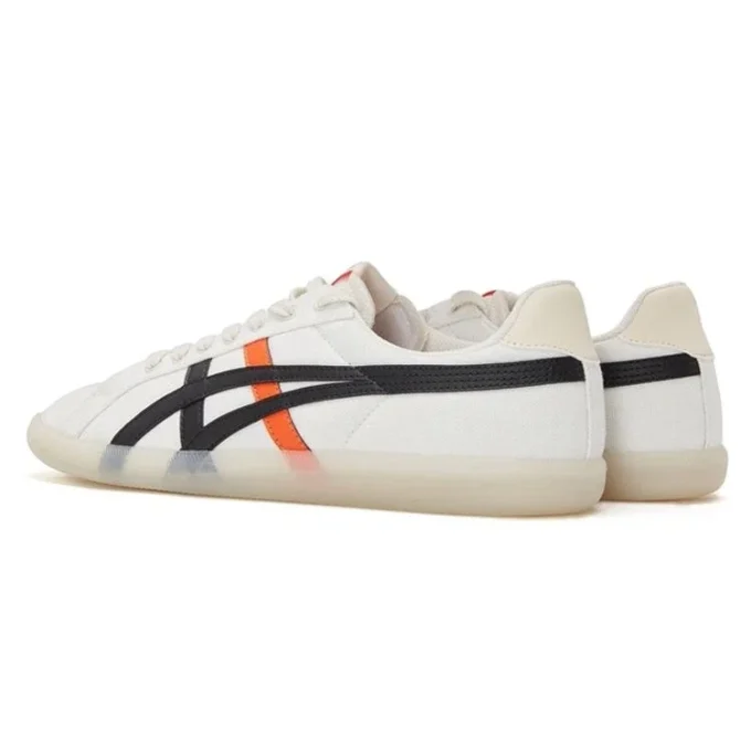 DD Trainer “Wit Zwart Rood”