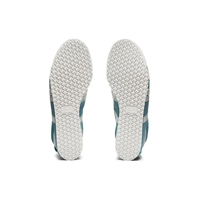 Mexico 66 Slip-On “Lichtblauw”